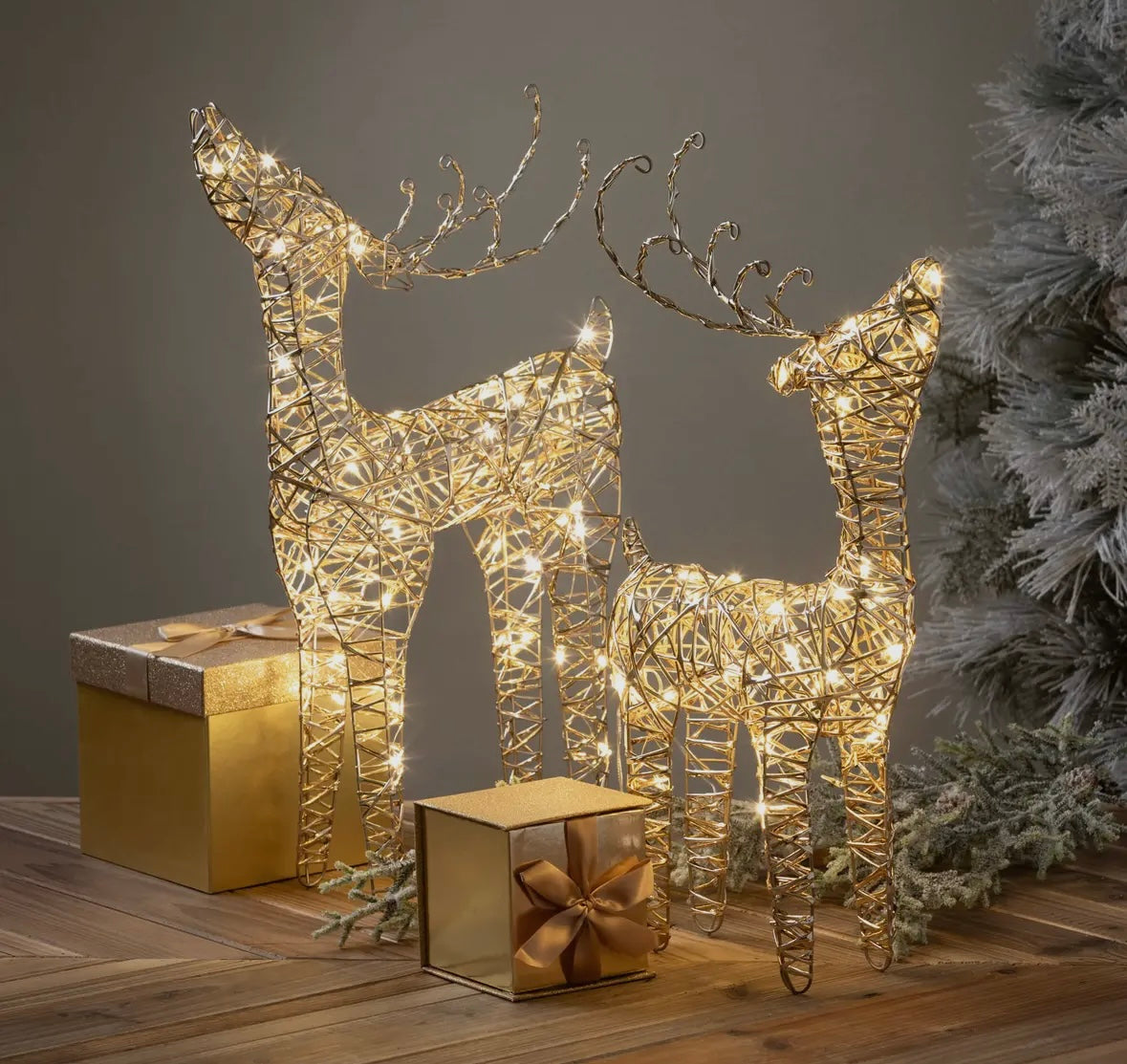 Indoor Outdoor Led Reindeers